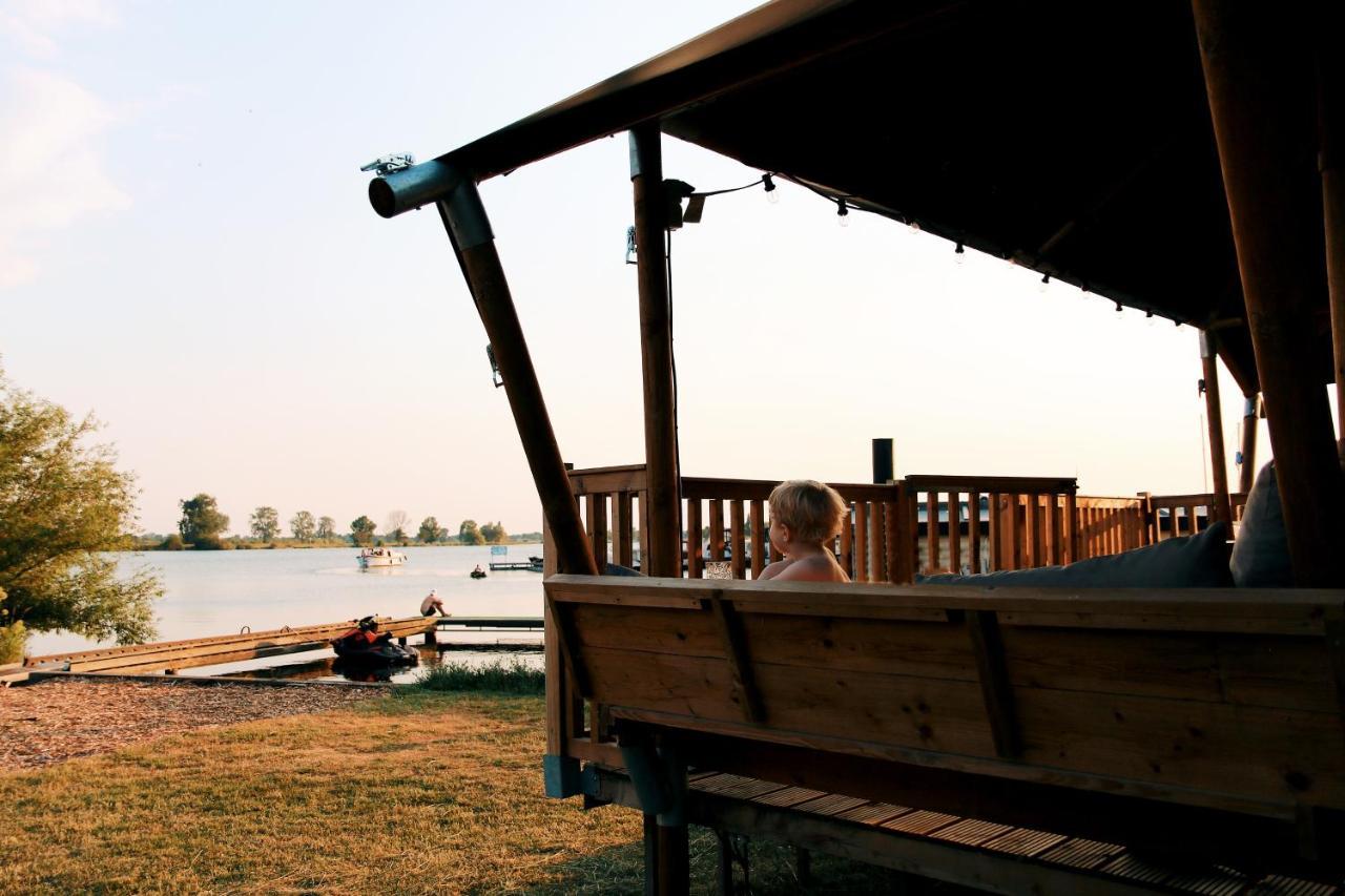 Luxury Lake Lodge Alphen  Exterior foto